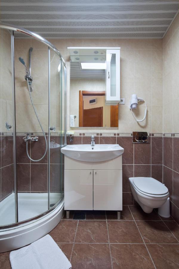 בודווה Apartmani Salus מראה חיצוני תמונה