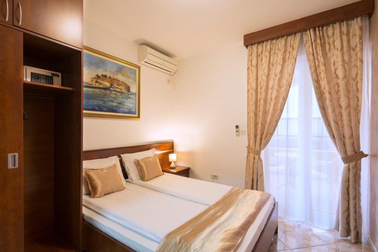 בודווה Apartmani Salus מראה חיצוני תמונה