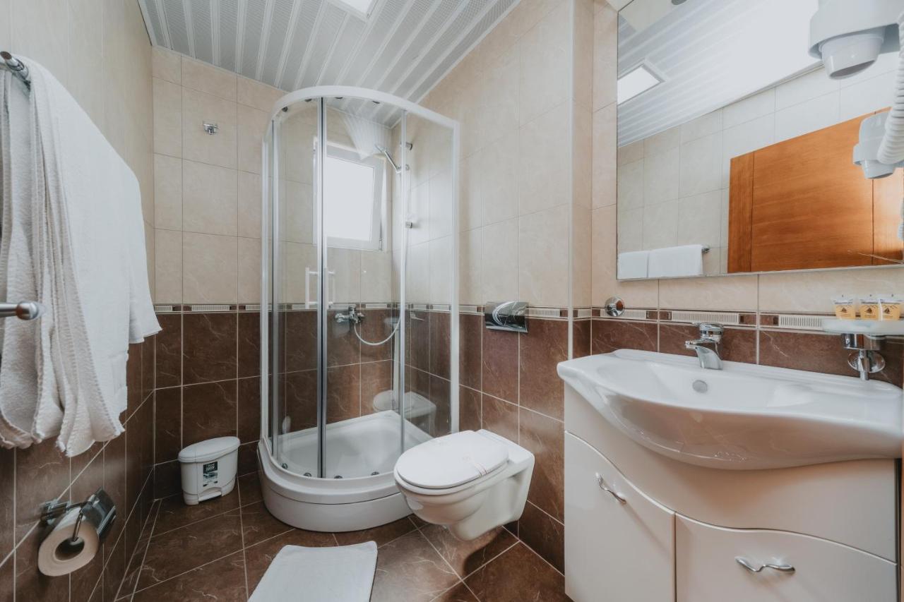 בודווה Apartmani Salus מראה חיצוני תמונה