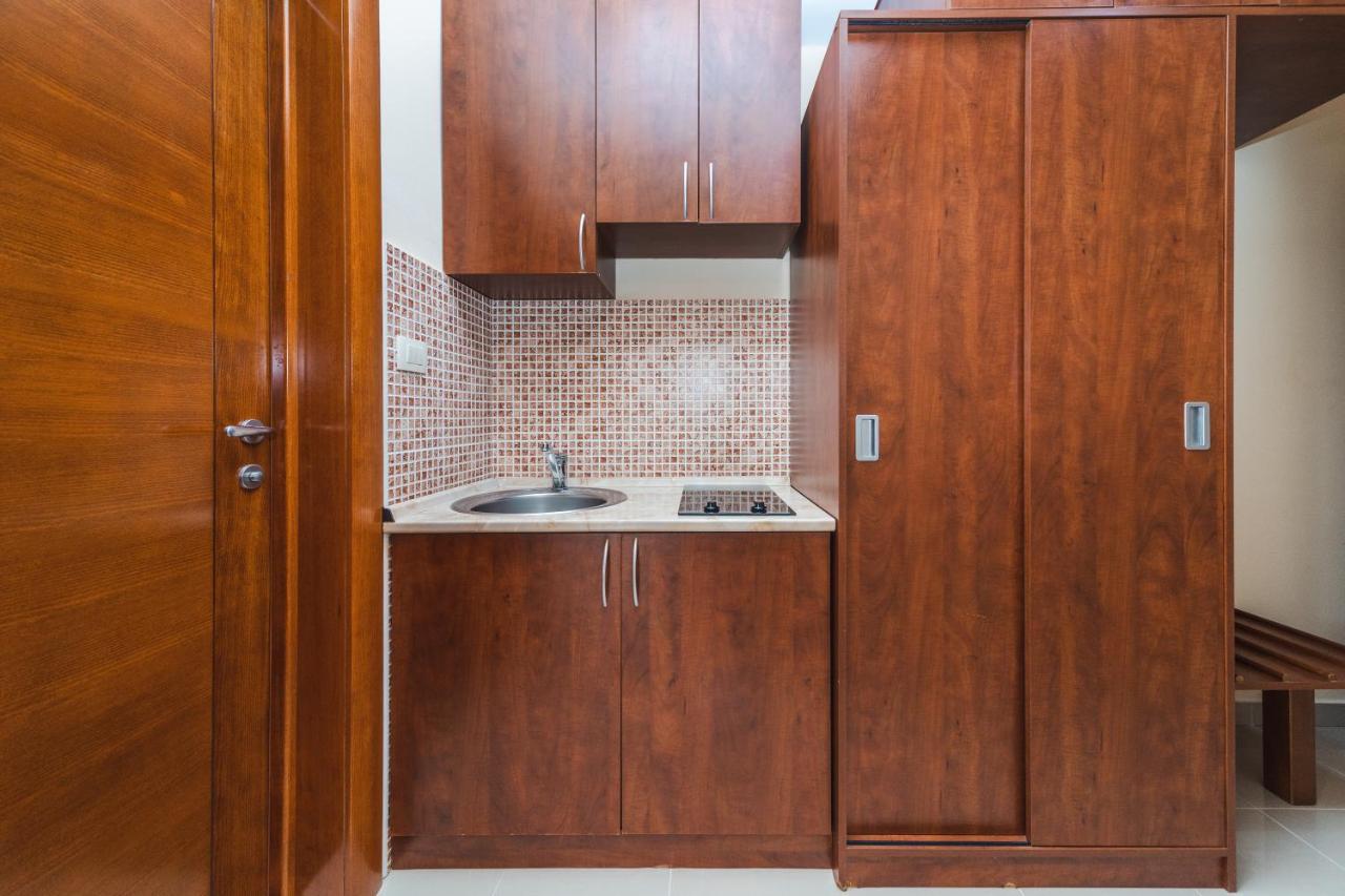 בודווה Apartmani Salus מראה חיצוני תמונה