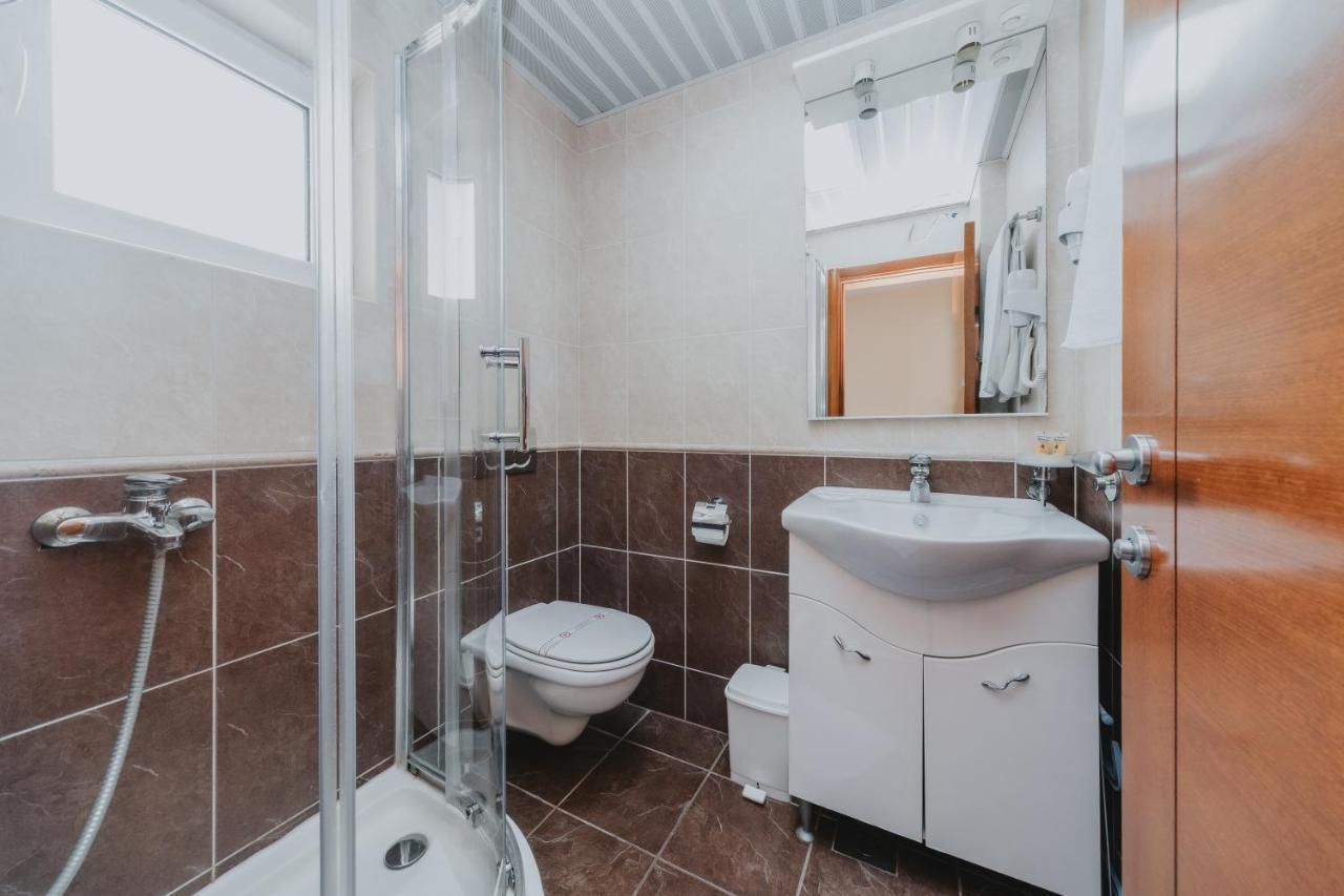 בודווה Apartmani Salus מראה חיצוני תמונה
